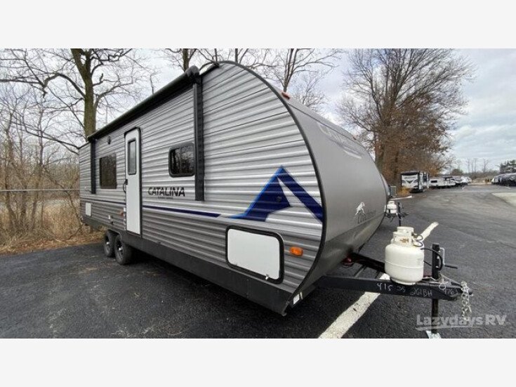 Thumbnail Photo undefined for New 2023 Coachmen Catalina 261BH